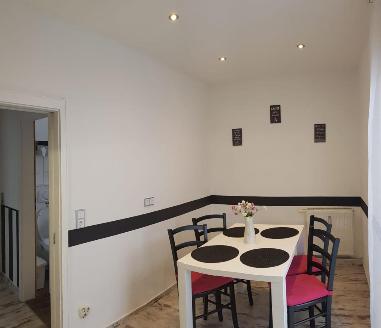 Отель La Boutique House Фюссен Экстерьер фото