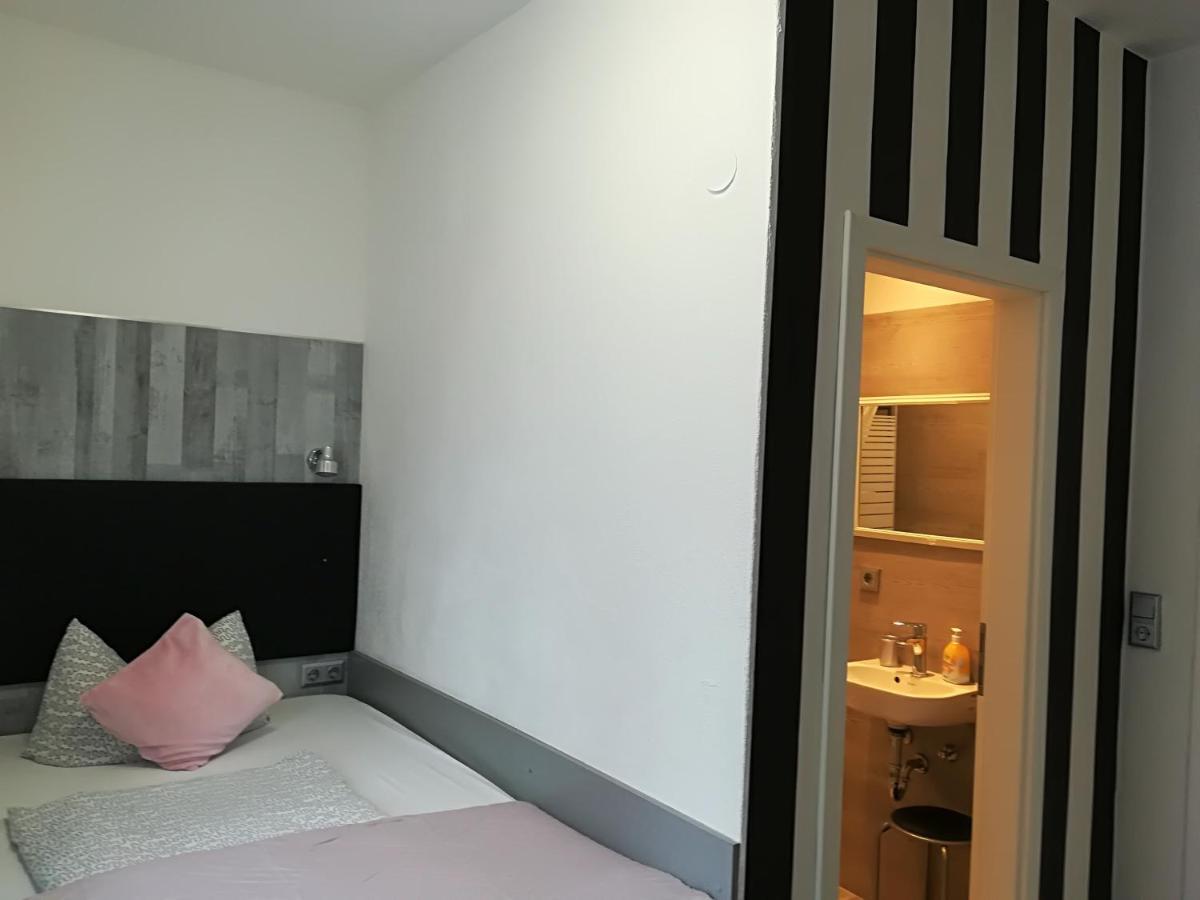 Отель La Boutique House Фюссен Экстерьер фото